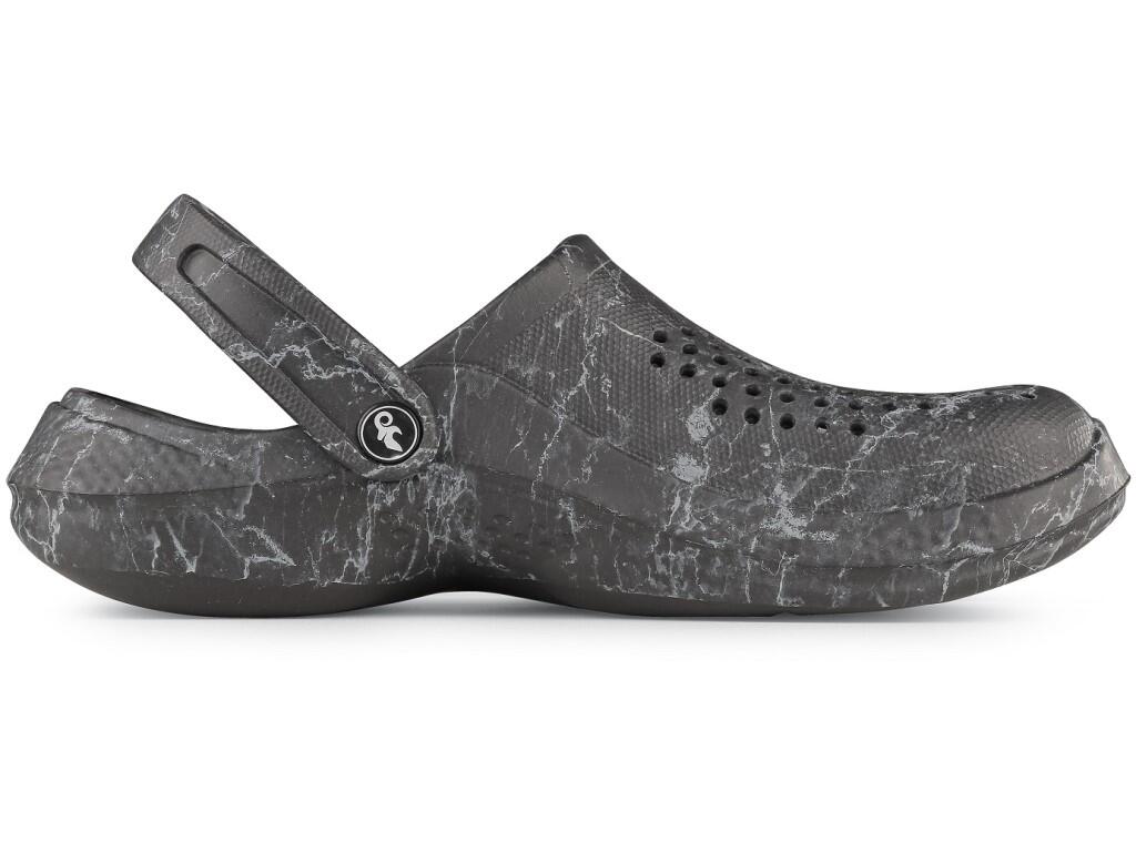 Flip-flop CXS TREND: Unisex casual clogs for everyday wear. The lightweight and comfortable footwear made of EVA materiál ensures all-day comfort and easy maintenance. The perfora…