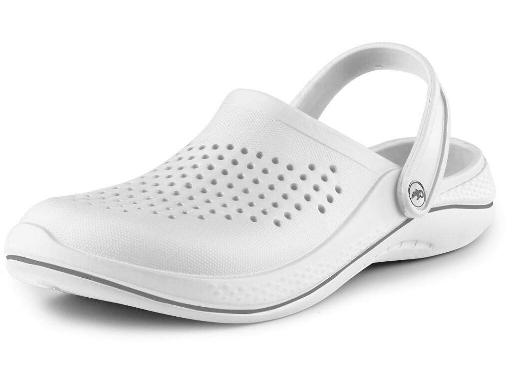 Flip-flop CXS TREND: Unisex casual clogs for everyday wear. The lightweight and comfortable footwear made of EVA materiál ensures all-day comfort and easy maintenance. The perfora…