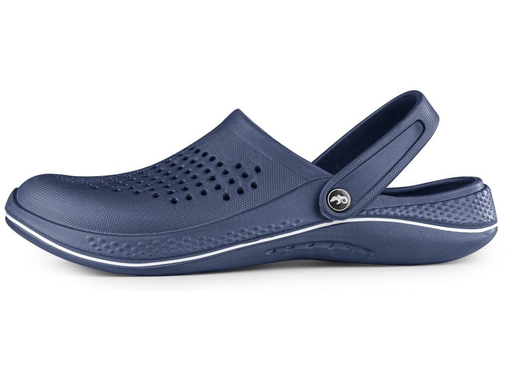 Flip-flop CXS TREND: Unisex casual clogs for everyday wear. The lightweight and comfortable footwear made of EVA materiál ensures all-day comfort and easy maintenance. The perfora…