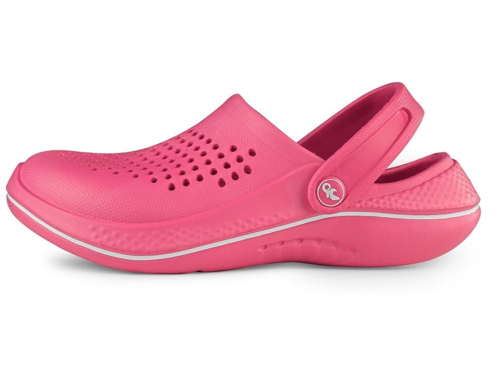 Flip-flop CXS TREND: Unisex casual clogs for everyday wear. The lightweight and comfortable footwear made of EVA materiál ensures all-day comfort and easy maintenance. The perfora…