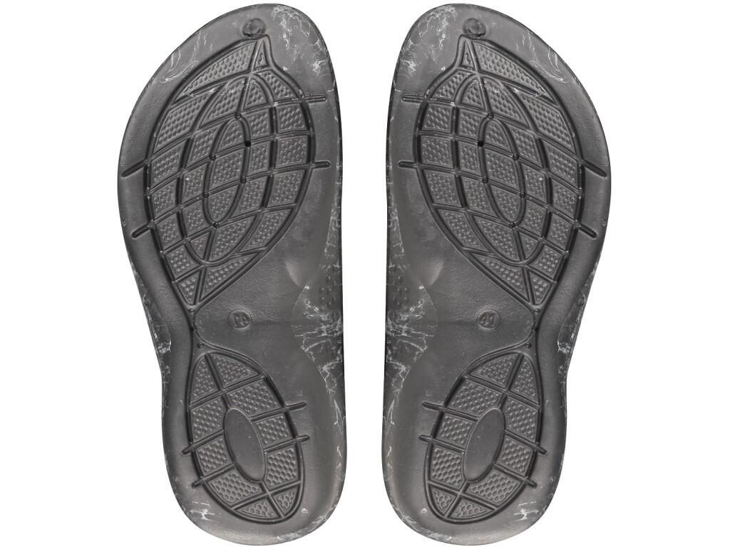 Flip-flop CXS TREND: Unisex casual clogs for everyday wear. The lightweight and comfortable footwear made of EVA materiál ensures all-day comfort and easy maintenance. The perfora…