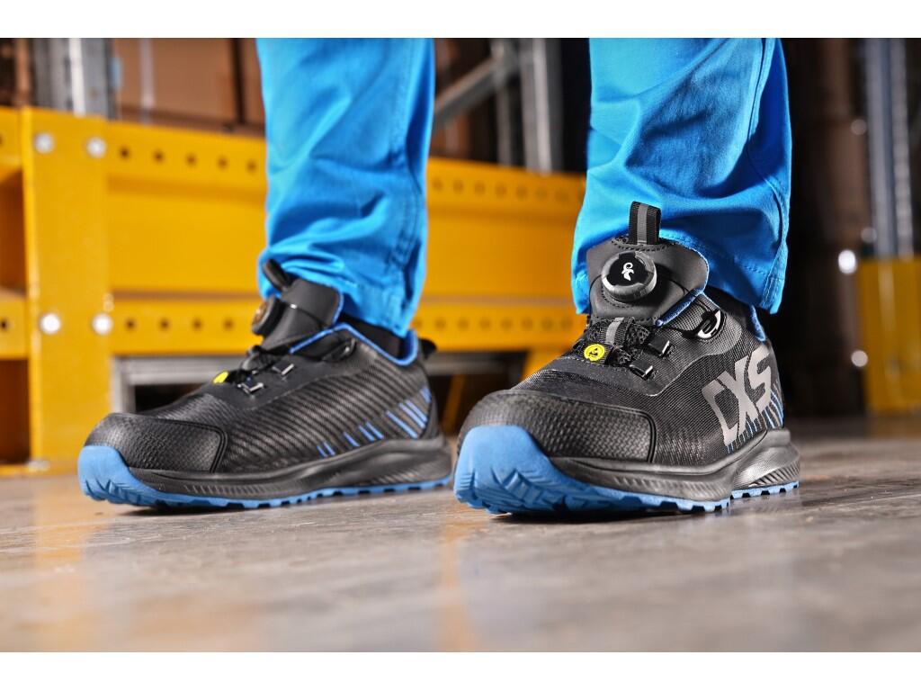 Low footwear CXS ISLAND NEVIS O1 ESD: ESD work shoe with a breathable upper and reflective accessories. A special tightening system allows for quick adjustment and release. Materi…