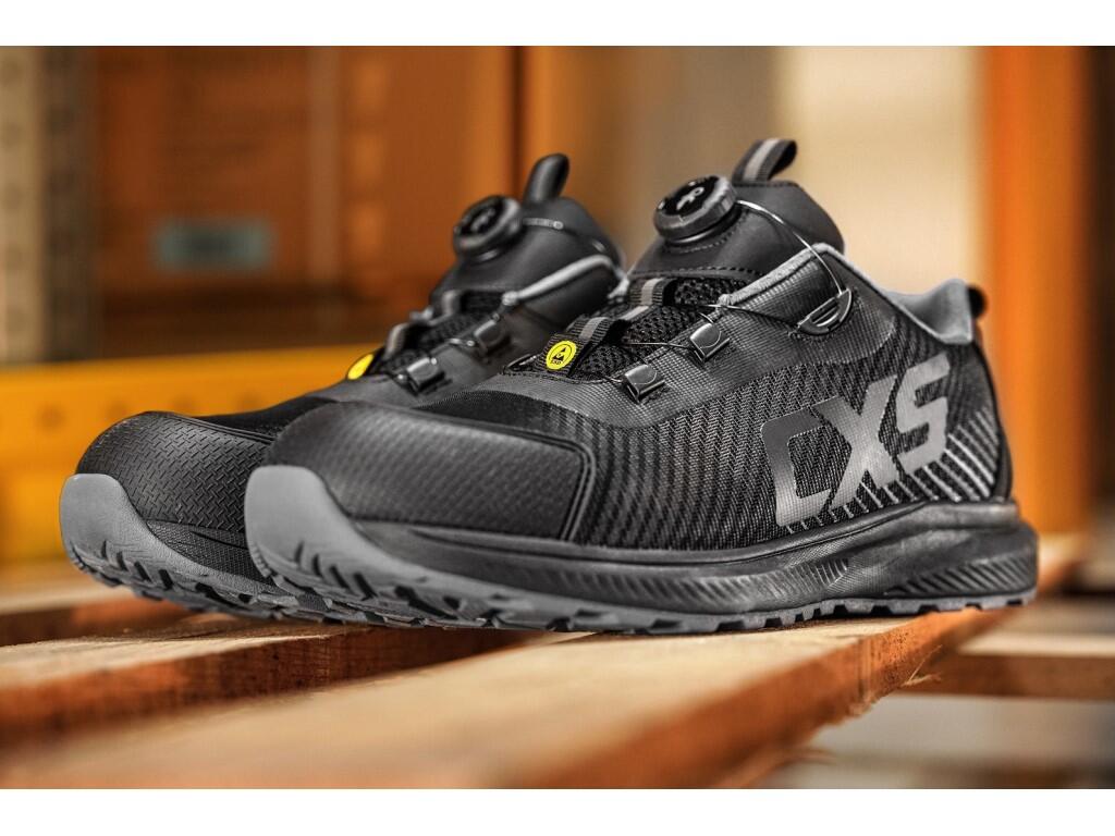 Low footwear CXS ISLAND SABA S1PS ESD: Safety ESD work shoe with a breathable upper, composite toe cap and textile antipenetrating insole, reflective accessories. A special tighte…