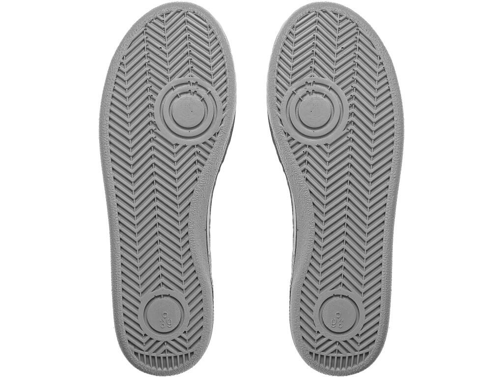 Low footwear PRESTIGE: Low footwear, leather, working and sporty. Material: natural quality leather upper, textile material lining, rubber, antislip outsole.