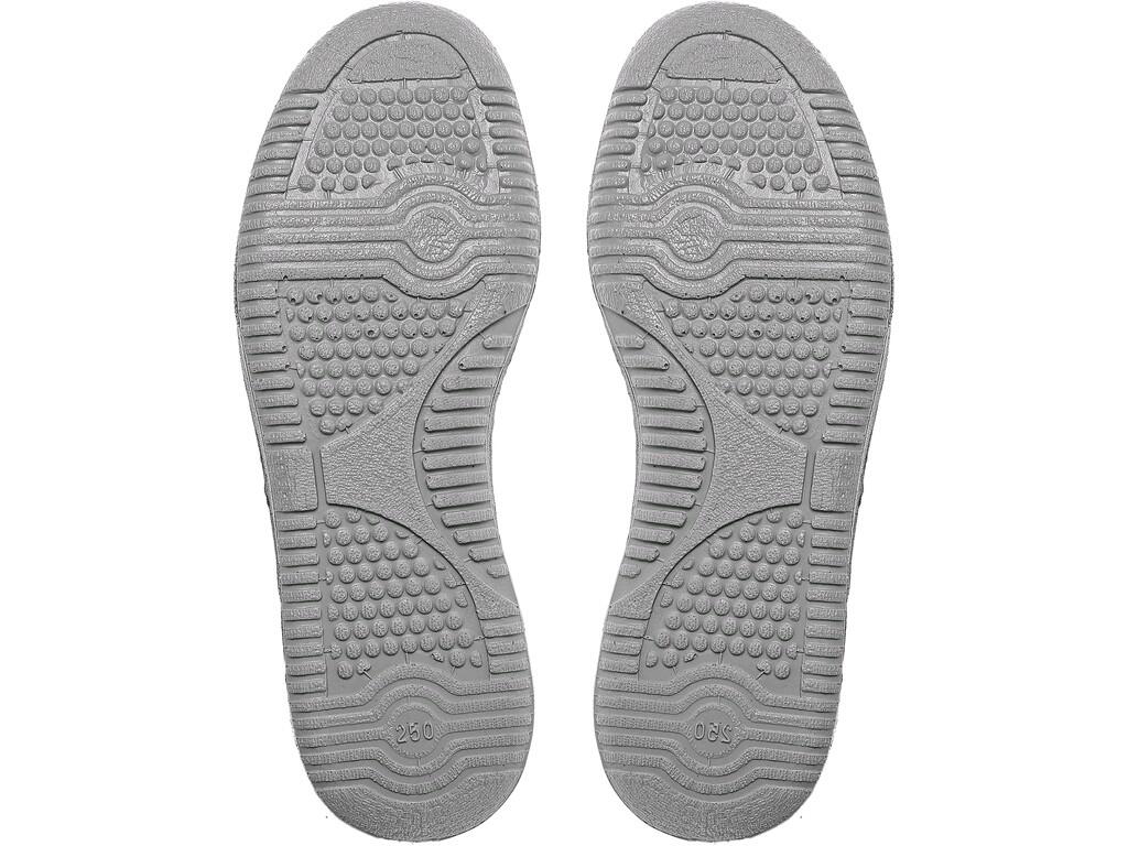 Low footwear PRESTIGE SPORT: Low footwear, leather, working and sporty. Material: natural quality leather upper, textile material lining, rubber, antislip outsole.