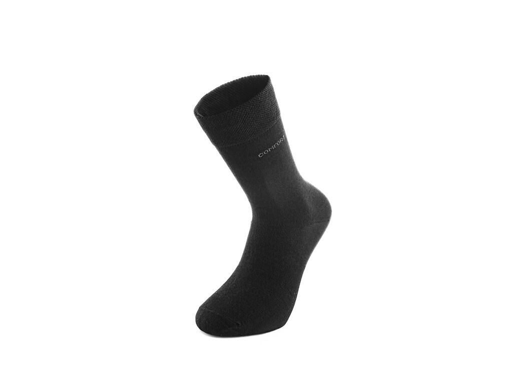 Socks COMFORT: Classic elastic socks made of smooth cloth are designed for leisure and professional activities. Polypropylene inside helps to remove moisture from the feet. Thanks…