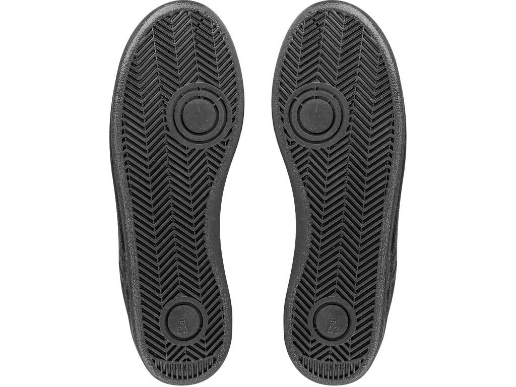 Low footwear PRESTIGE AIR M20030: Low leather footwear for work and leisure. Material: upper made of soft Italian suede, ie hairy cowhide, which has a hydrophobic treatment for a…