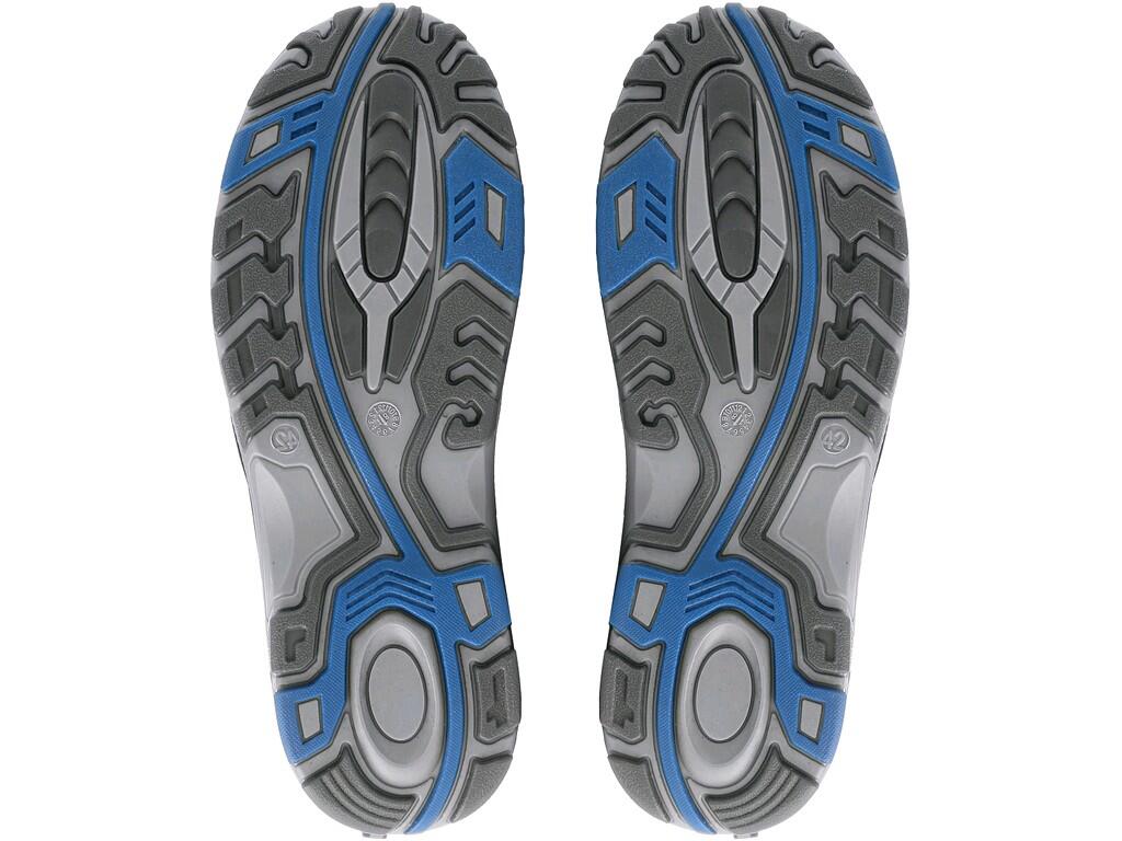 Low footwear CXS DOG SETTER S3: Low cut safety shoe, leather, with steel toe cap and insole, reflective accessories. Material: hydrophobic upper made of 1,6 - 1,8 mm quality nubuc…