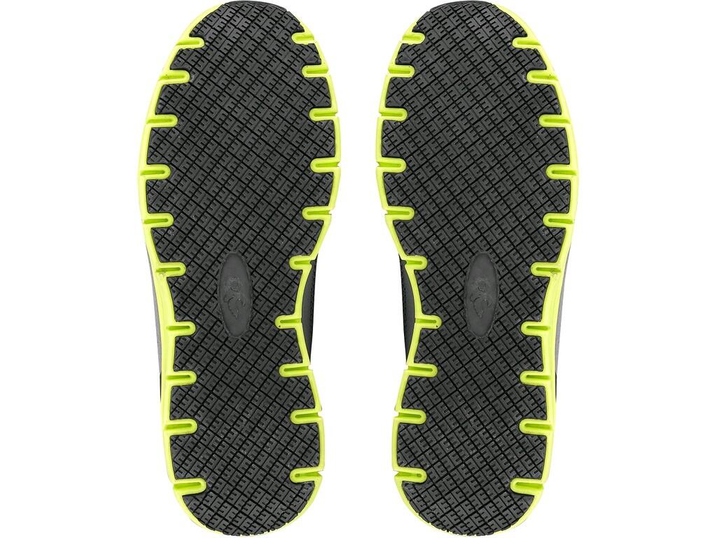 Low footwear CXS LAND FALSTER S1P: Safety ultralight low footwear with laminate toe cap and textile antipenetrating insole, reflective accessories. Material: upper made of 1,8mm p…