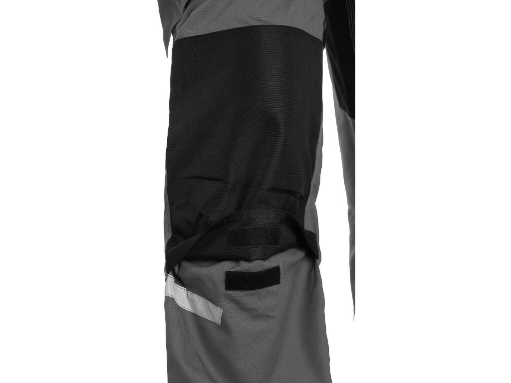 Overall CXS STRETCH: >Men’s working overall, stretch fabric allowing free movement, shoulders reinforced by 600D polyester, sleeves with adjustable cuff, flap pocket on the left s…